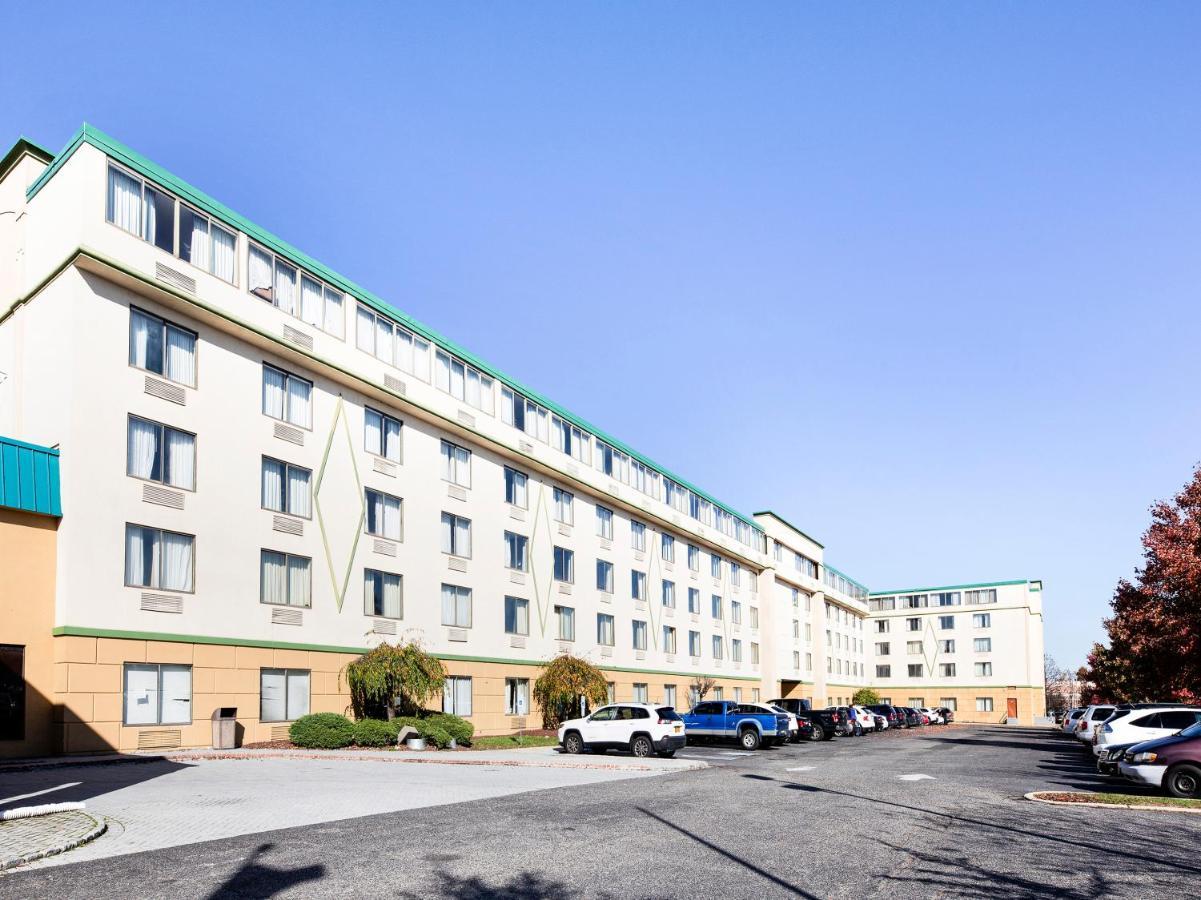 Hotel Oyo Nj-10 3*