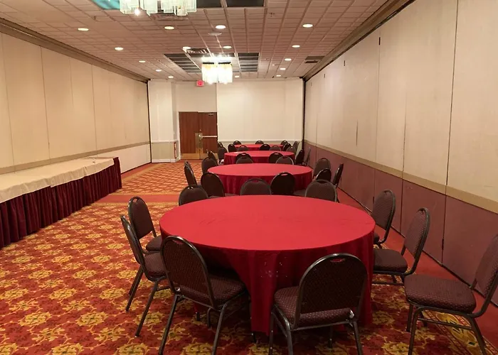 Oyo Hotel East Hanover Nj-10